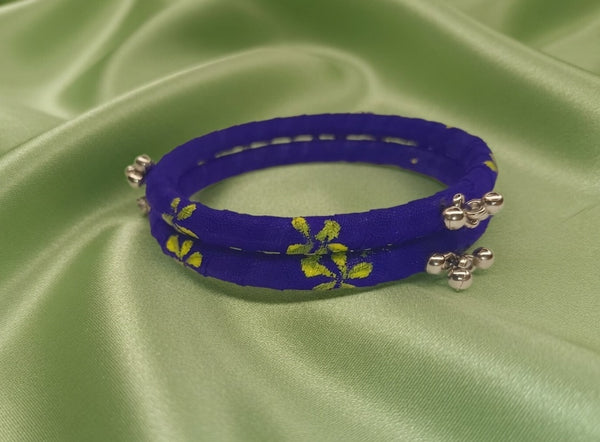 RangRiwaaz Handmade Churi Set