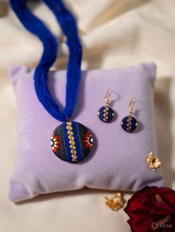 Rustic Royalty necklace set